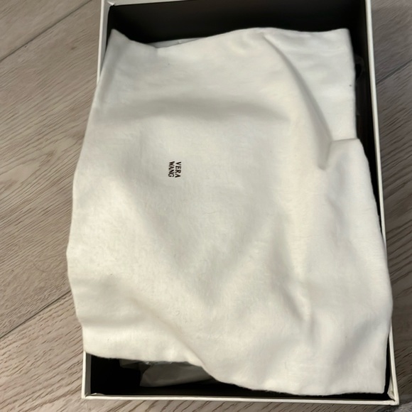 Vera Wang Coral Satin Embellished Heeled Sandals Size 5 Made in Italy - Picture 4 of 12